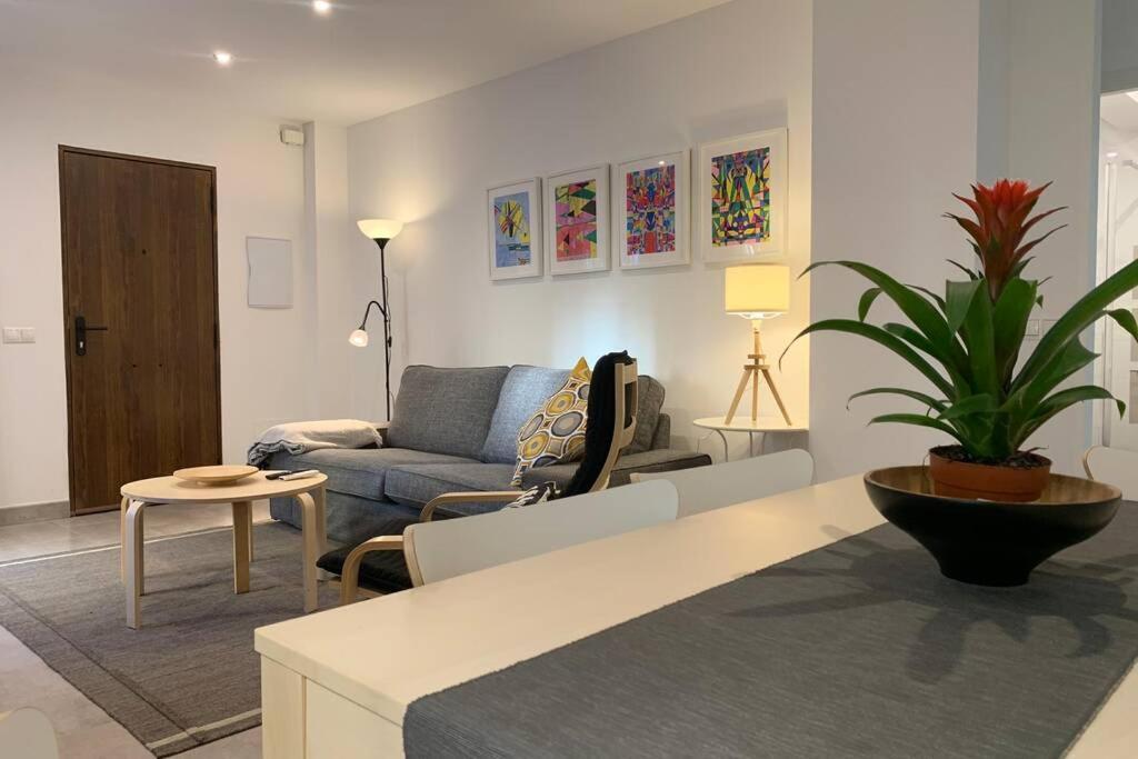 Hébergement de vacances Renovated House In Old Town Marbella. Marbellac